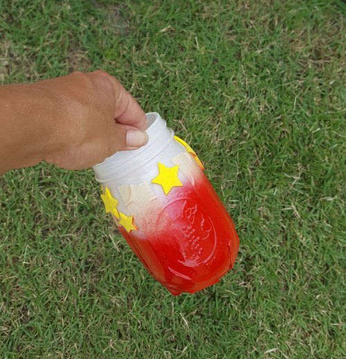 how to make american flag mason jars, crafts, how to, mason jars, patriotic decor ideas, seasonal holiday decor