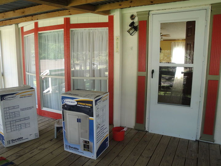 how to repair mobile home windows, BETWEEN THE RED FRAME AND THE GLASS IT S WHAT HOLDS THE GLASS INTO THE CASING