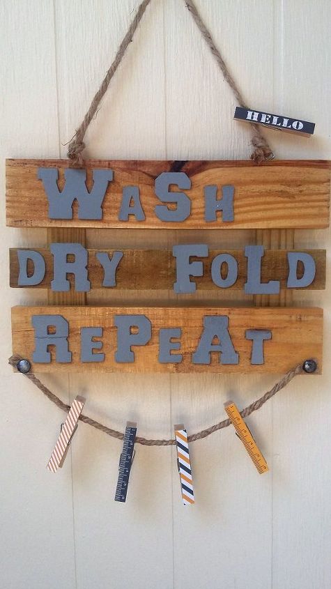 cartel de madera para la lavanderia