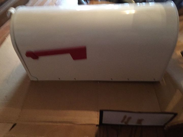 como posso pintar uma caixa de correio de metal brilhante