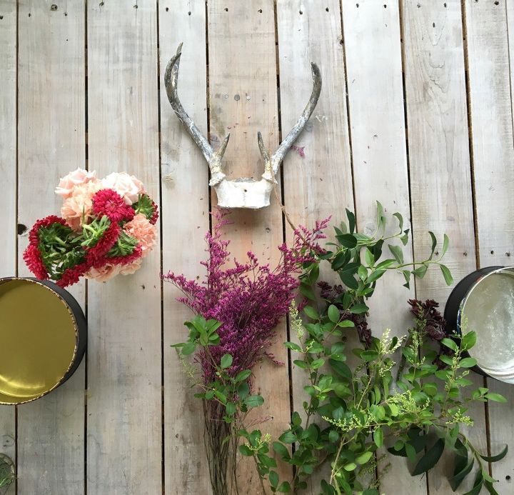 boho diy table arrangement with antlers, crafts, home decor