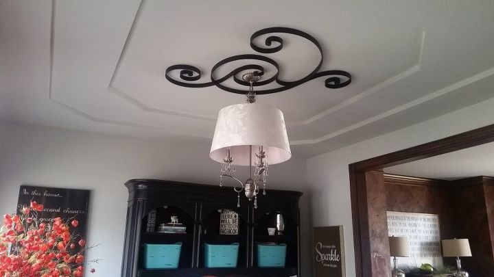 30 creative ceiling ideas that will transform any room, Repurpose wall decor into ceiling art