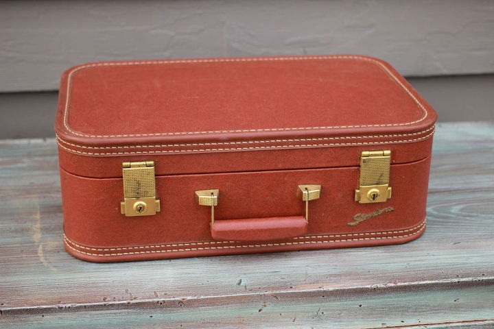 diy vintage suitcase table