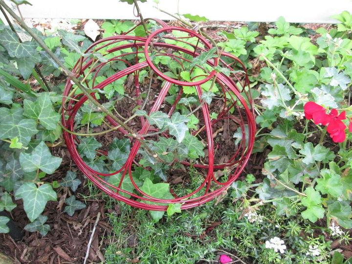 creating your own garden orb sphere, crafts, gardening