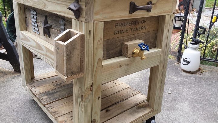 our version of a rustic cooler, diy, outdoor furniture, outdoor living, rustic furniture, woodworking projects