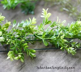 how to make a succulent and boxwood wreath, container gardening, crafts, flowers, gardening, how to, succulents