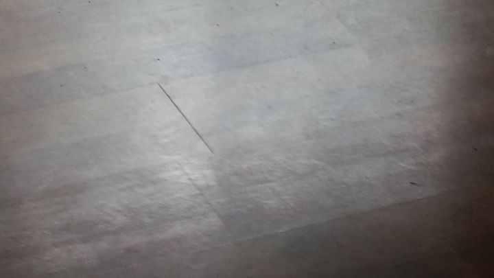 how to restore laminate flooring, Floor in the light