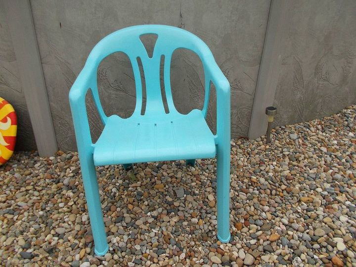 s 12 pool chair ideas we never would have thought of, painted furniture, pool designs, Get trendy with a turquoise paint job