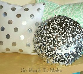 s 15 useful things you could make from your ripped t shirts right now, crafts, repurposing upcycling, Turn an old outfit into a throw pillow set