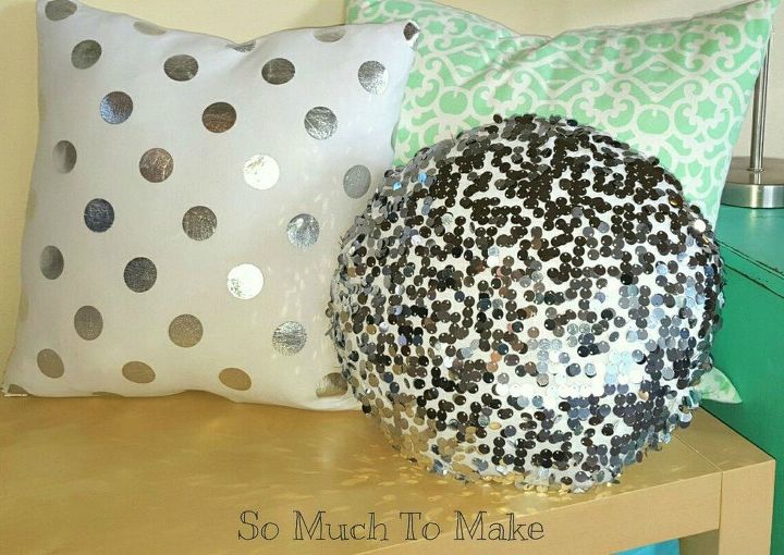 s 15 useful things you could make from your ripped t shirts right now, crafts, repurposing upcycling, Turn an old outfit into a throw pillow set