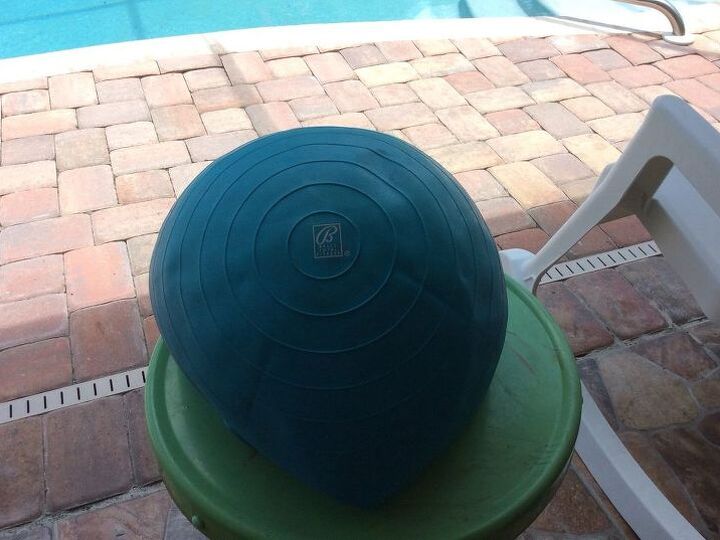 q exercise ball, crafts, repurpose household items, repurposing upcycling