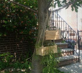 dyi small hanging planter from pallet wood, container gardening, gardening, pallet, And here it is