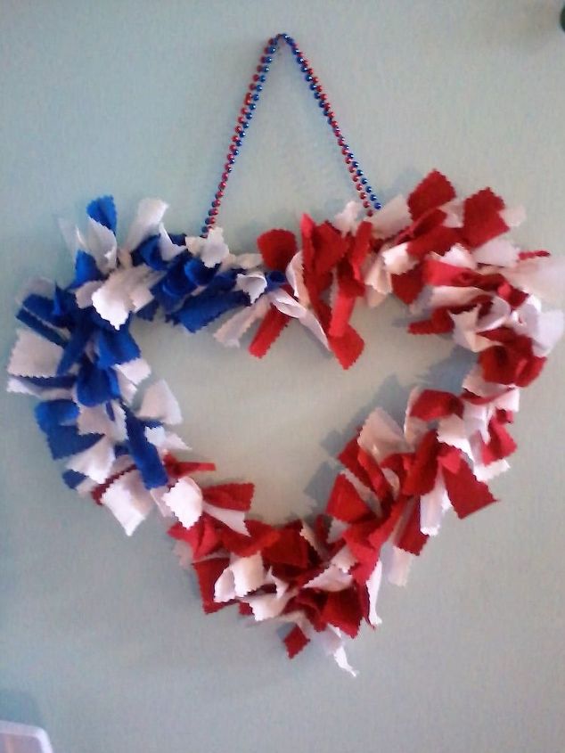 patriotic heart wreath, crafts, how to, seasonal holiday decor, wreaths