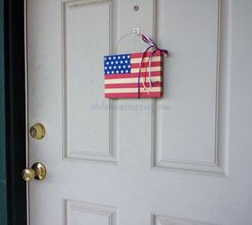 cut a piece of washi tape for these 25 creative ideas, Turn a few into patriotic door hanging