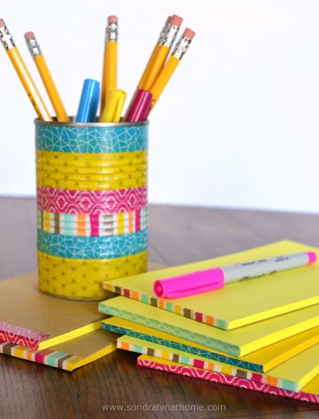 corta un trozo de washi tape para estas 25 ideas creativas, Blocs de notas y portabol grafos DIY