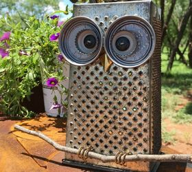 kitchen grater owl, crafts, gardening, repurpose household items