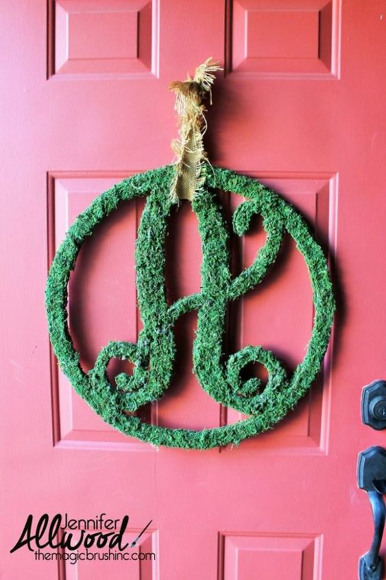 moss monogram letter, crafts, doors, how to