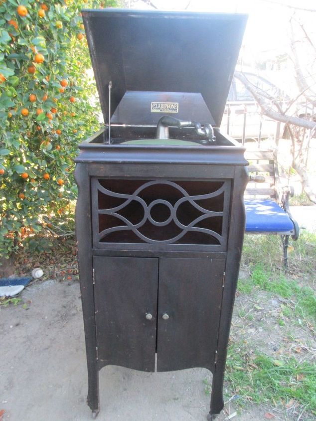 record player repurposed into a liquor cabinet , kitchen cabinets, kitchen design, repurposing upcycling