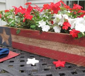 patriotic pallet wood centerpiece, outdoor living, pallet, patriotic decor ideas, repurposing upcycling, seasonal holiday decor