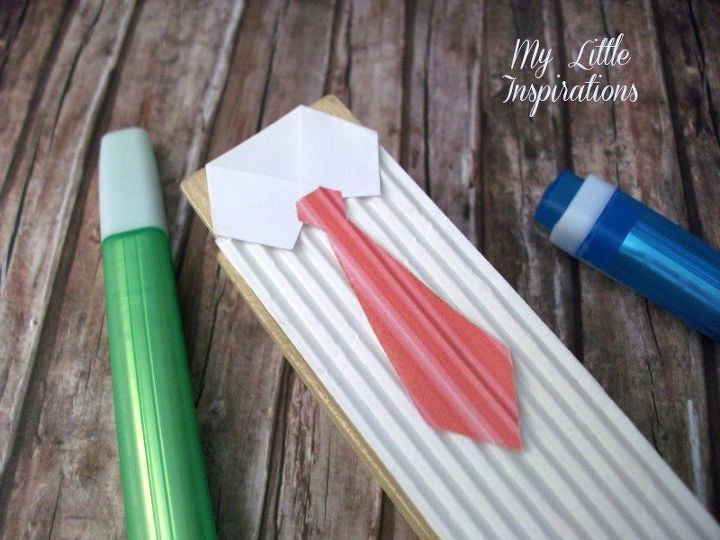 diy father s day peg paperweight, crafts, seasonal holiday decor, Red striped cardstock for the tie