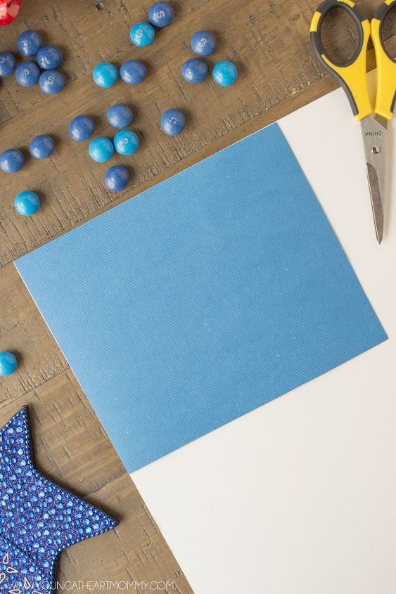 patriotic flag frame, crafts, how to, patriotic decor ideas, seasonal holiday decor