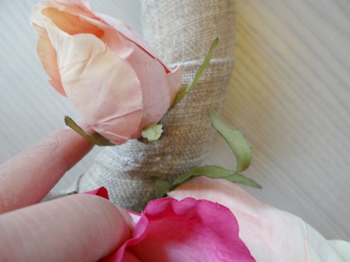 guirnalda moderna de rosas en flor