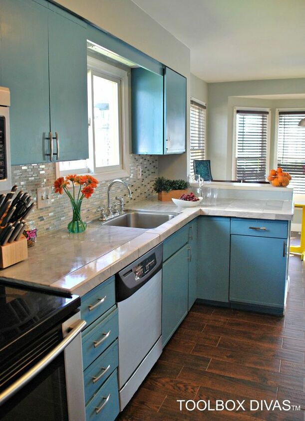 13 Ways To Transform Your Countertops, How To Disguise Ugly Countertops