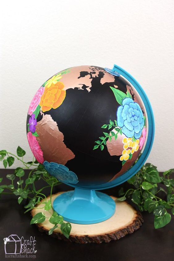 altered world globe art, chalkboard paint, crafts, home decor, painting