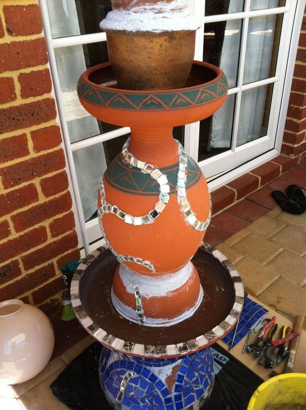 mosaic totem from old pots, crafts, gardening, outdoor living
