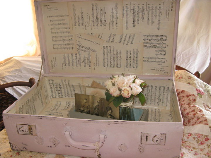vintage shabby chic pink suitcase in ascp antoinette, chalk paint, painting, shabby chic
