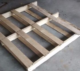 pallet wood wall clock, pallet, wall decor, woodworking projects