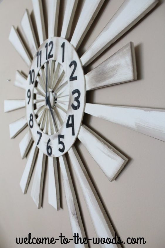 reloj de pared de madera de palet