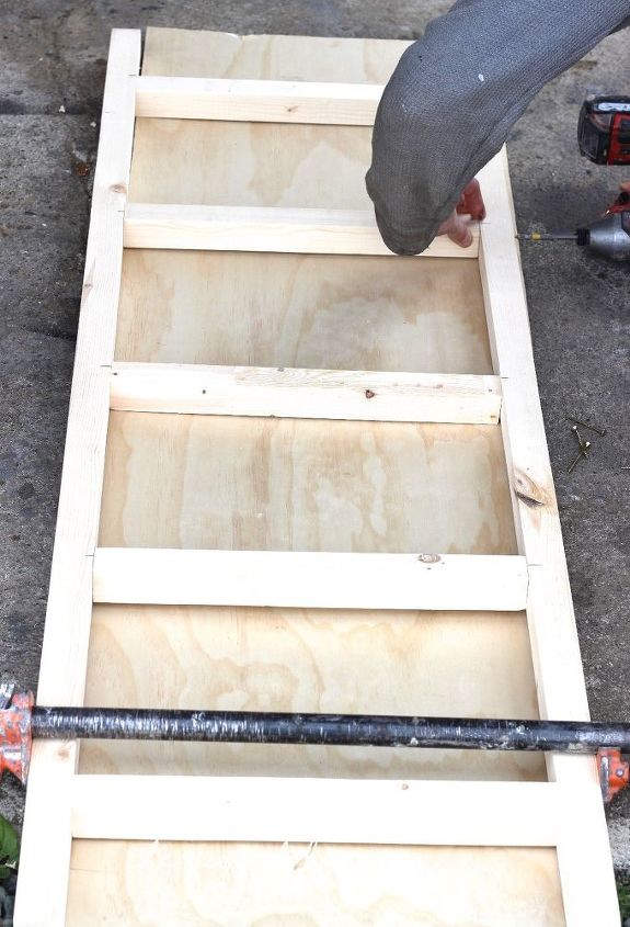 Make A Rustic Ladder For 7 Dollars! | Hometalk