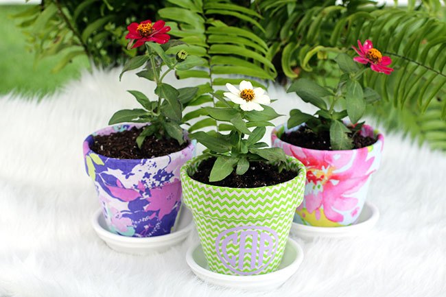 monogrammed summer pots, crafts, decoupage, outdoor living