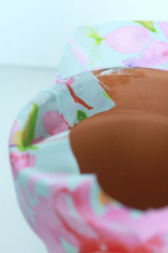 monogrammed summer pots, crafts, decoupage, outdoor living