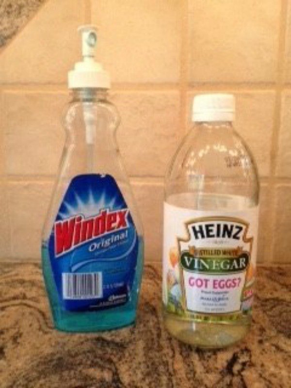 s 15 genius uses for vinegar most people don t know, cleaning tips, Mix it with Windex to get rid of ants