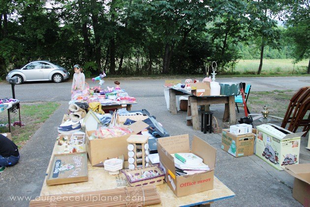 yard sale kit tips declutter profit , organizing