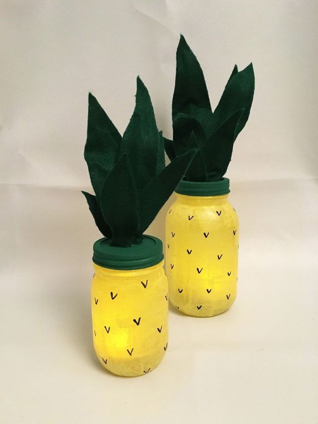 luminrias de abacaxi em frasco de pedreiro