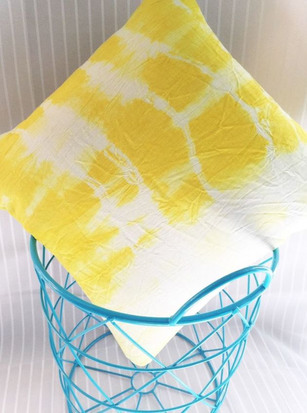 tie dye fabric using turmeric yes the kitchen spice, crafts, go green, how to, reupholster