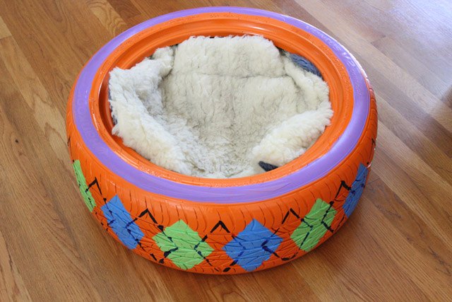 upcycled rubber tire pet bed, painted furniture, pets, pets animals, repurposing upcycling