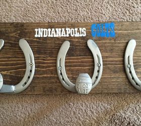 diy horseshoe coat hat rack, crafts, how to, pallet, repurposing upcycling, tools, woodworking projects