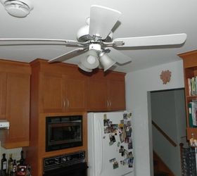 13 ways to upgrade your boring ceiling fan on a budget, Modernize your look by going all white
