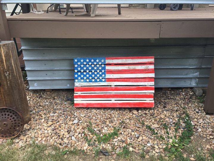 obsessed with the fourth of july and flags , crafts, how to, pallet, patriotic decor ideas, seasonal holiday decor
