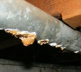 q galvanized drain pipe precaution, home maintenance repairs, major home repair, plumbing, Similar but a single corroded hole
