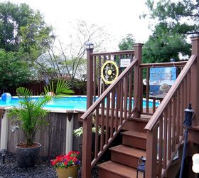 wow 11 ideas de ensueo para personas que tienen piscinas en el patio trasero, Rodee su piscina con plantas y una bonita decoraci n