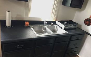 How to Remodel a Laminate Countertop to Look Like Stone