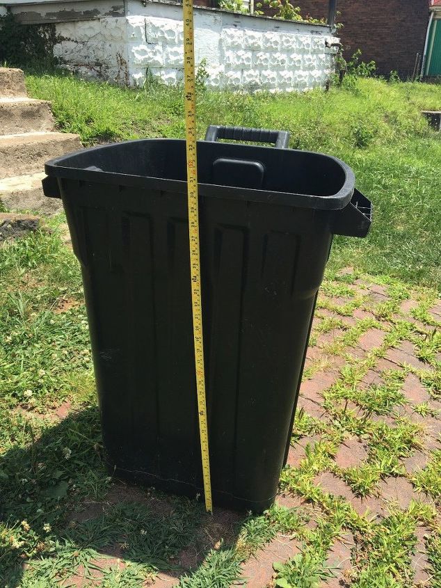 Outdoor Garbage Can Storage From