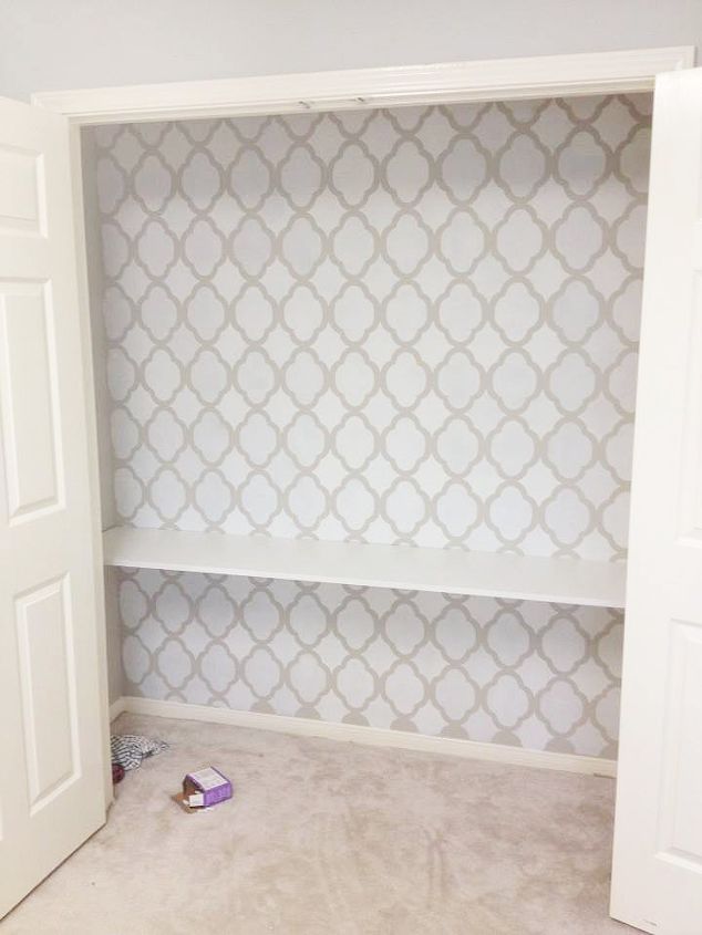 stencils can perk up a small office space, crafts, painting, wall decor