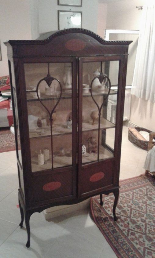 color change to an antique display cabinet, Old English antique display cabonet over 90 years old circa Victorian times Its also up for sale for euro 500