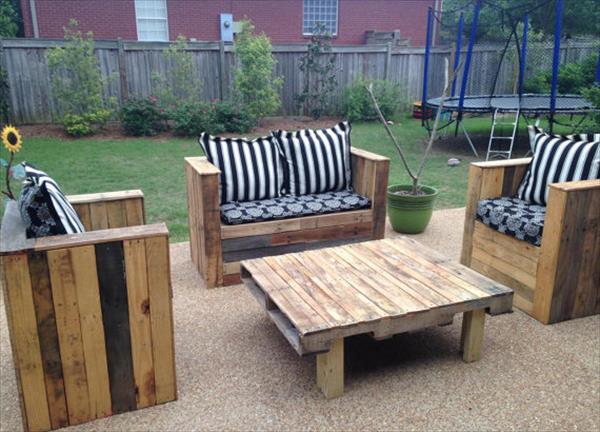 diy shipping pallets outdoor tables, painted furniture, pallet